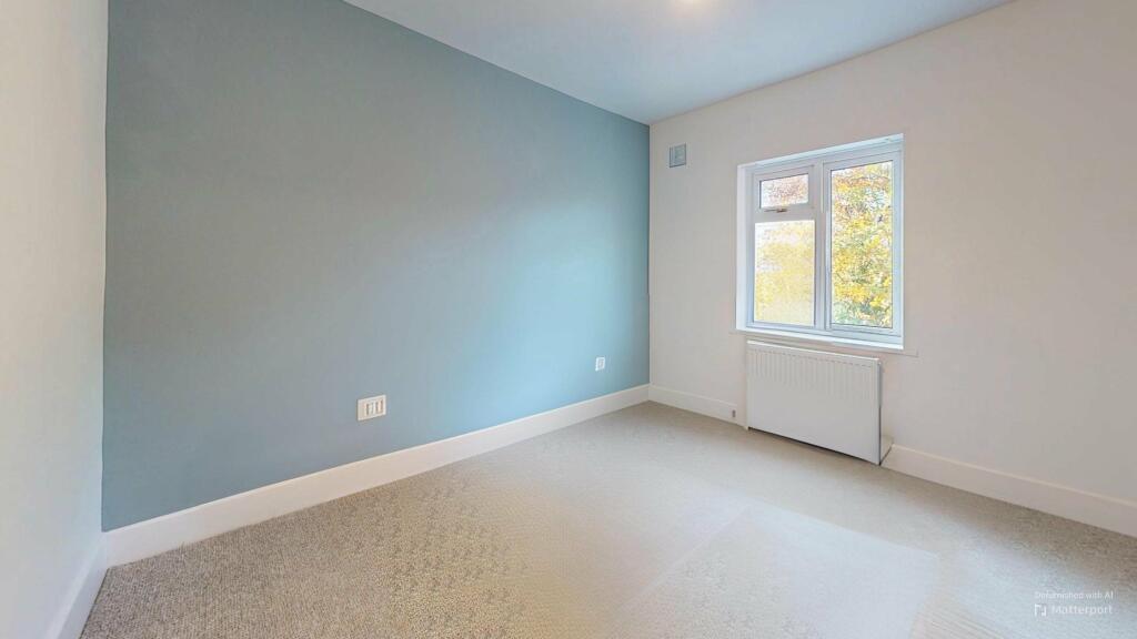 Additional image 36 of Long Acres 2 WEEK RENT FREE 25/26, ,