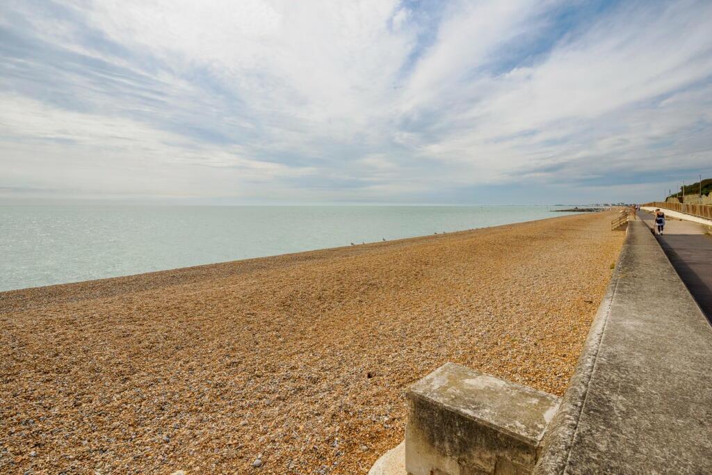 Additional image 8 of The Esplanade, Sandgate, Folkestone, CT20