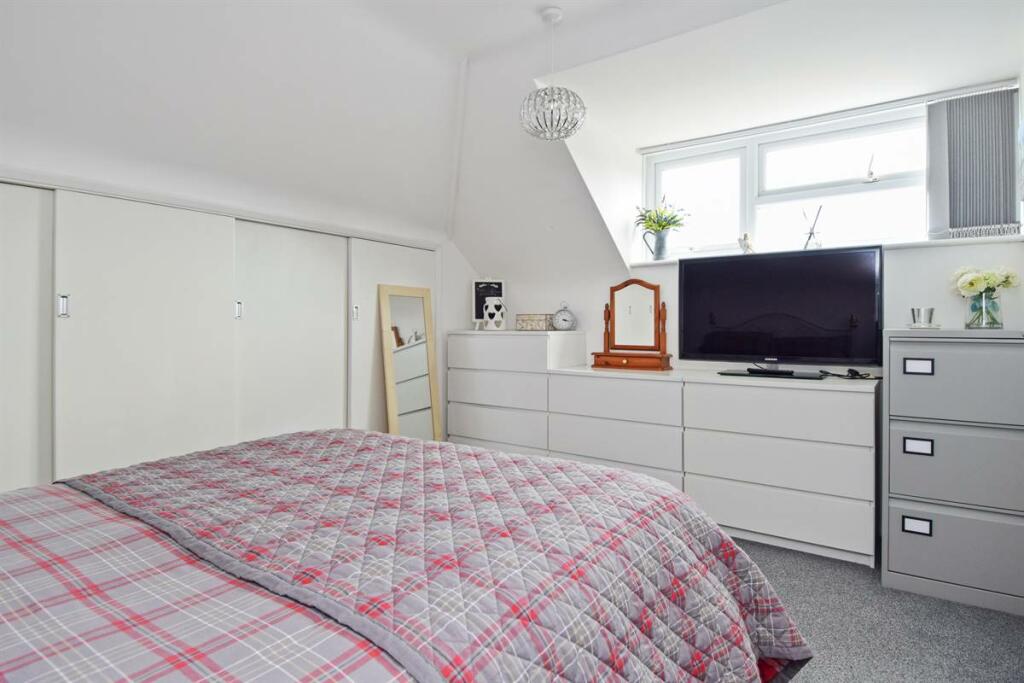 Additional image 24 of Lonsdale Avenue, Margate