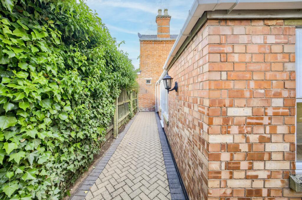 Additional image 23 of Welcombe Road, Stratford-Upon-Avon, CV37