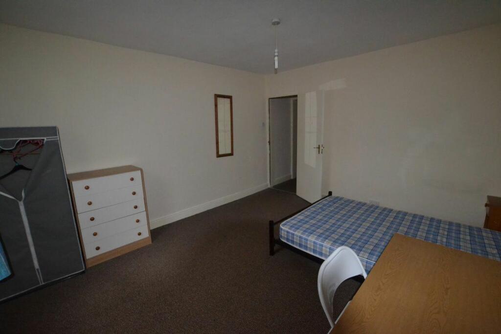 Additional image 3 of Dean street