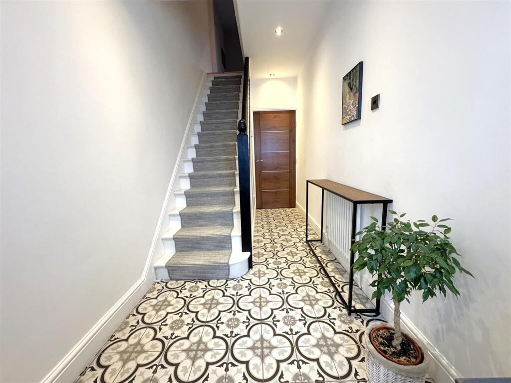 Additional image 3 of Danson Crescent, Welling