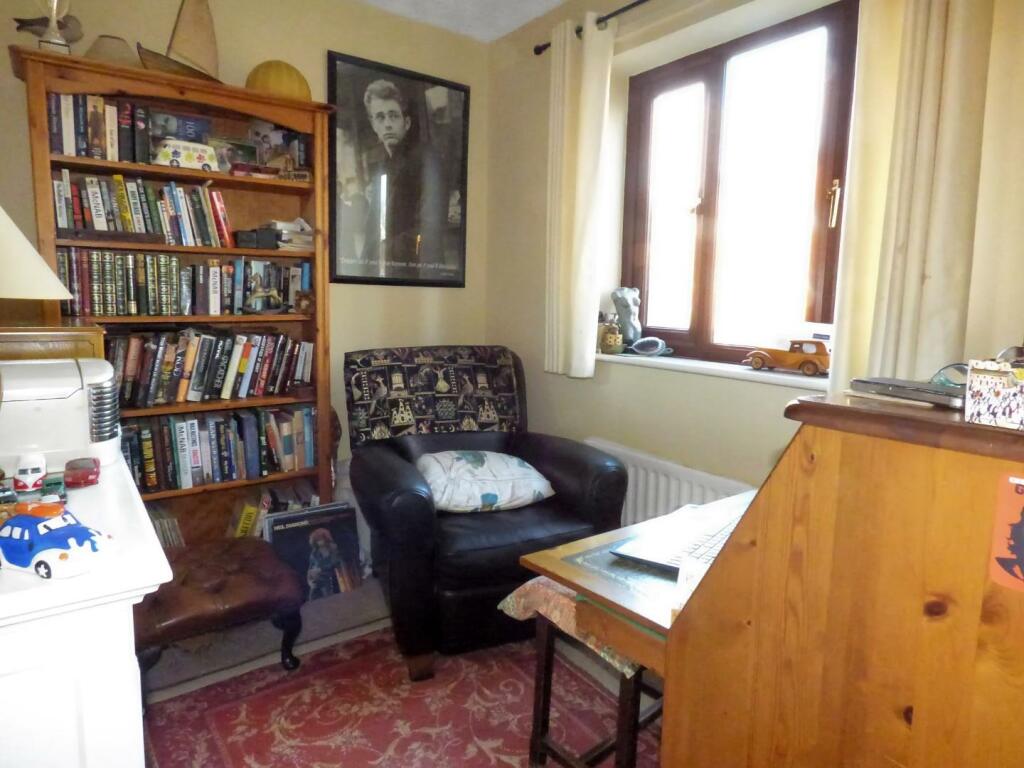 Additional image 11 of Lock Close, Stratford-upon-Avon