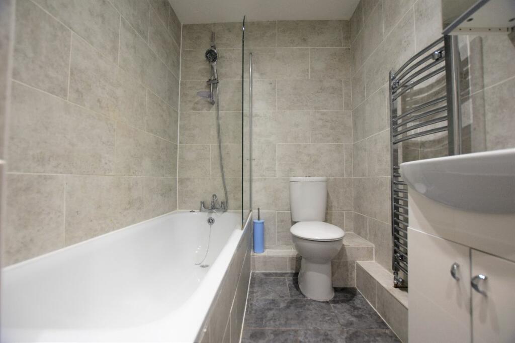 Additional image 6 of 7 Bed Student Home - 91 Tenterden Drive