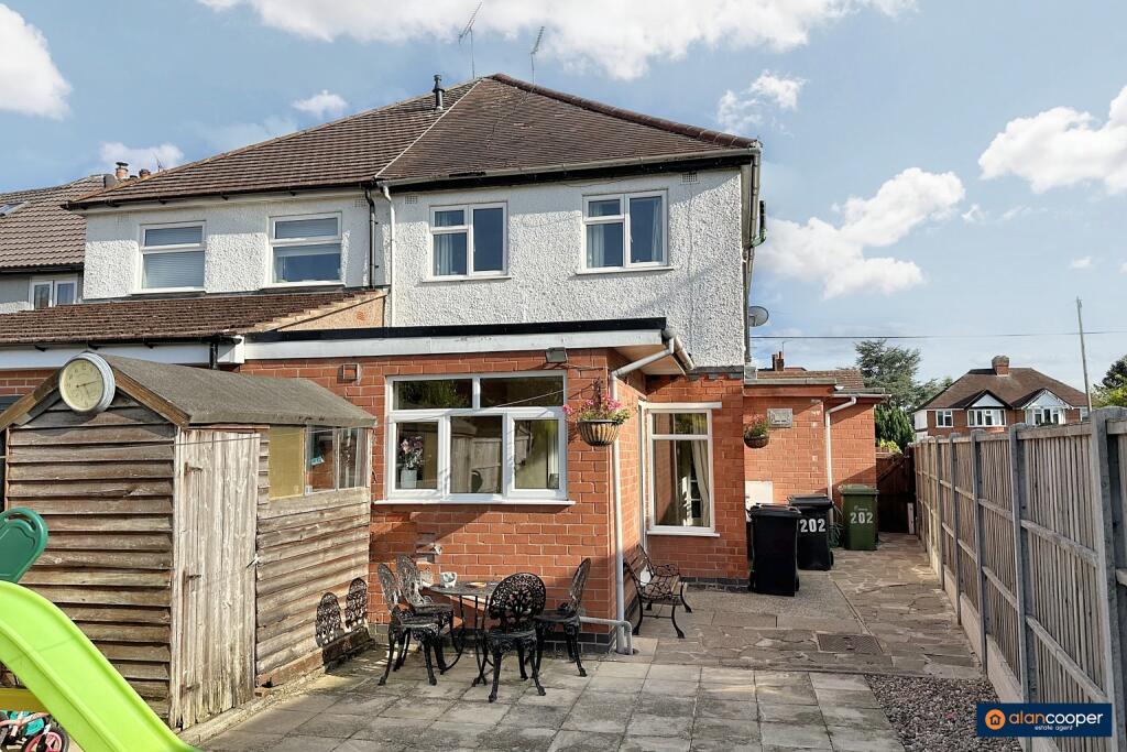 Additional image 16 of Weston Lane, Bulkington, CV12 9RX