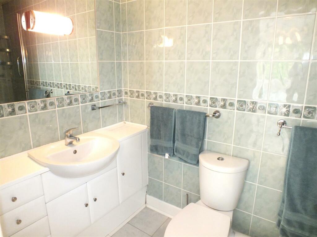 Additional image 22 of Cornwallis Avenue, Folkestone