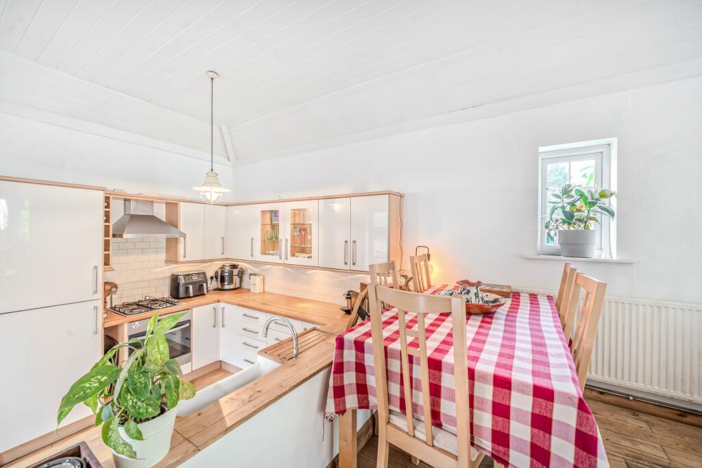 Additional image 4 of The Green, Snitterfield, Stratford-upon-Avon