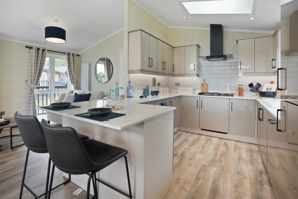 Additional image 5 of Bosworth Lakeside Lodges, Market Bosworth