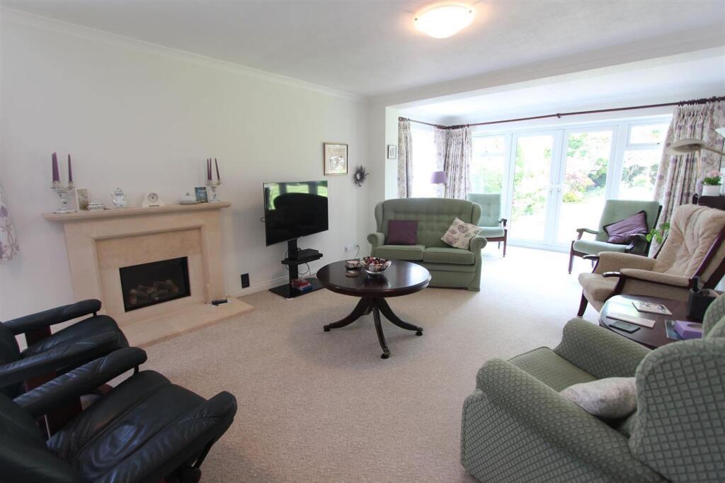 Additional image 19 of Burberry Grove, Balsall Common, CV7