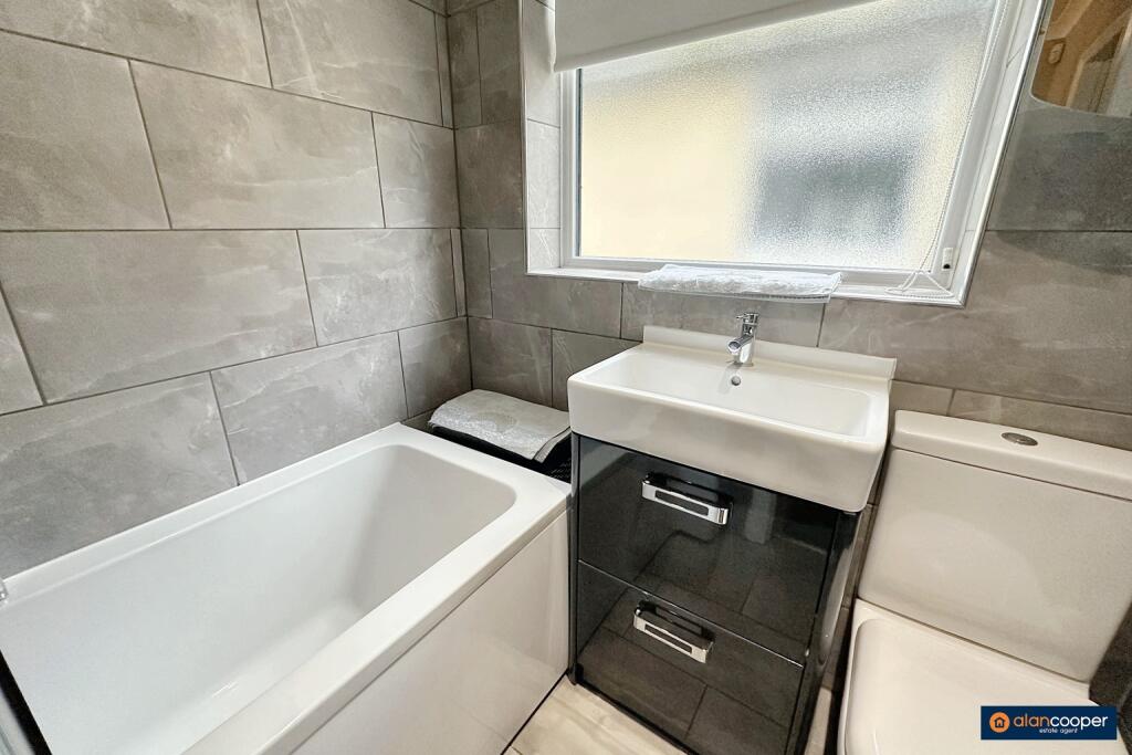 Additional image 15 of Nuneaton Road, Bulkington, CV12 9RZ