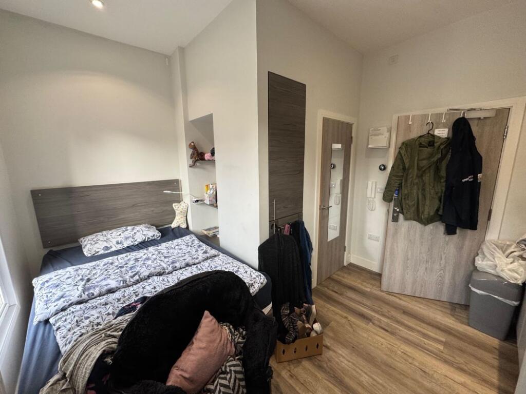 Additional image 12 of Sadler Gate Bridge, 1-2 Sadler Gate, Derby, DE1 3NL