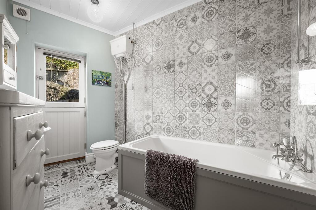 Additional image 22 of Oldham Villas, Matlock