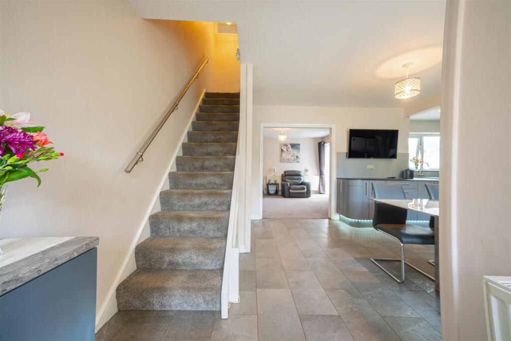 Additional image 9 of Bigbury Close, Styvechale, Coventry