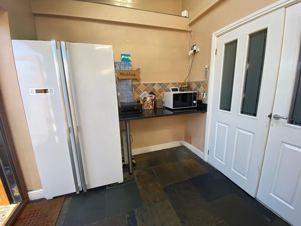 Additional image 8 of Nuneaton Road, Bulkington, CV12