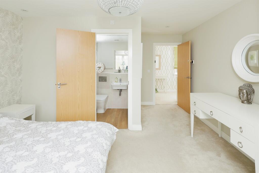 Additional image 3 of Drovers Close, Balsall Common, Coventry