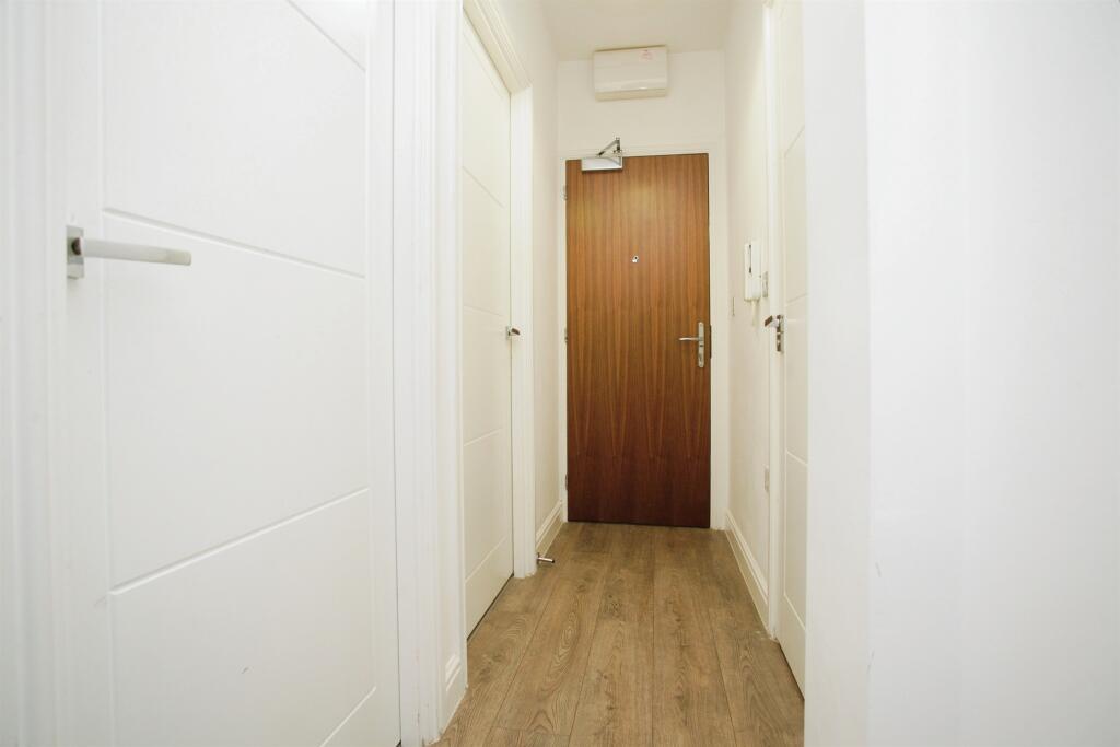 Additional image 7 of Woodside Park, Rugby