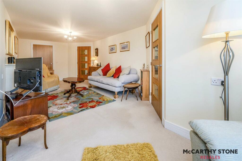 Additional image 5 of Wilton Court, Southbank Road, Kenilworth,