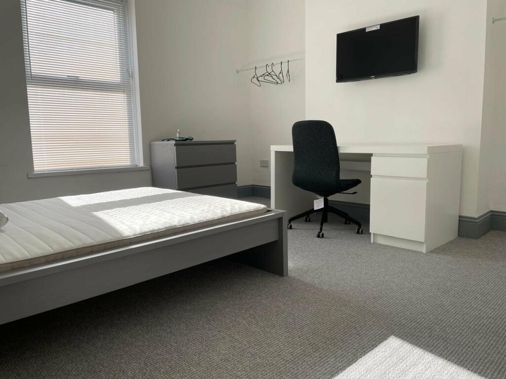 Additional image 4 of High Street North, Langley Moor,