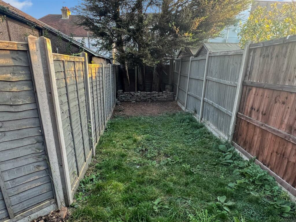 Additional image 9 of Gwillim Close, Sidcup