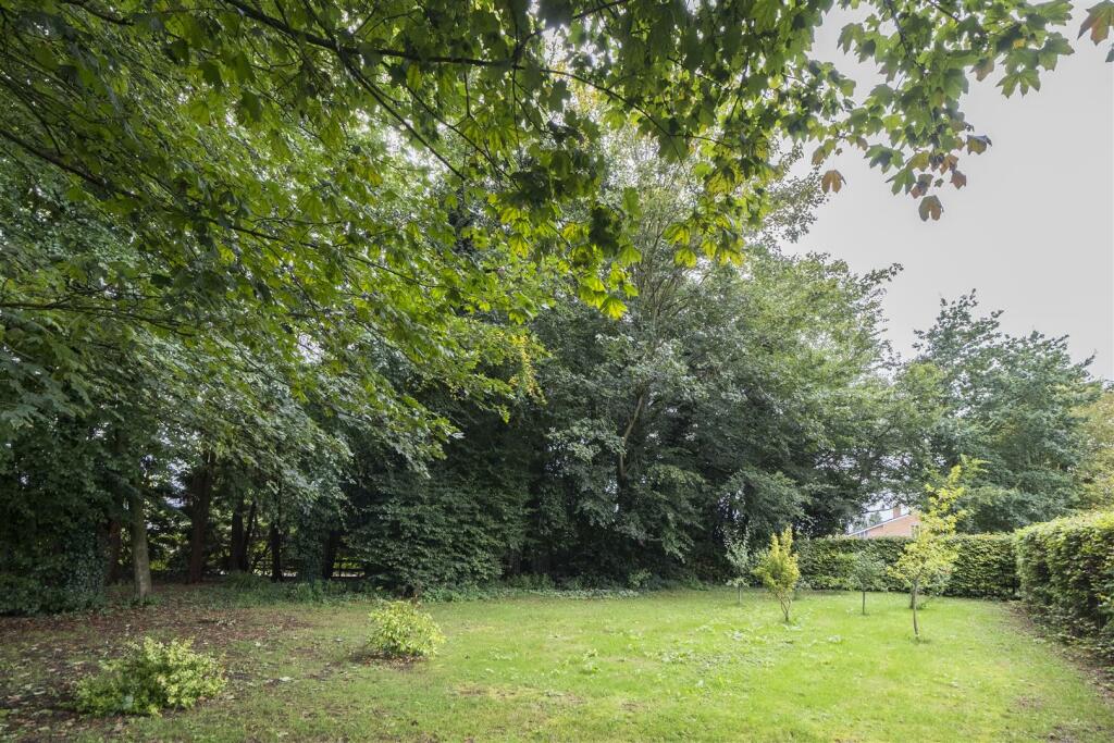 Additional image 54 of Park Lane, Hartford, Cheshire
