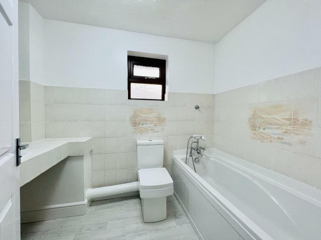 Additional image 12 of HYTHE