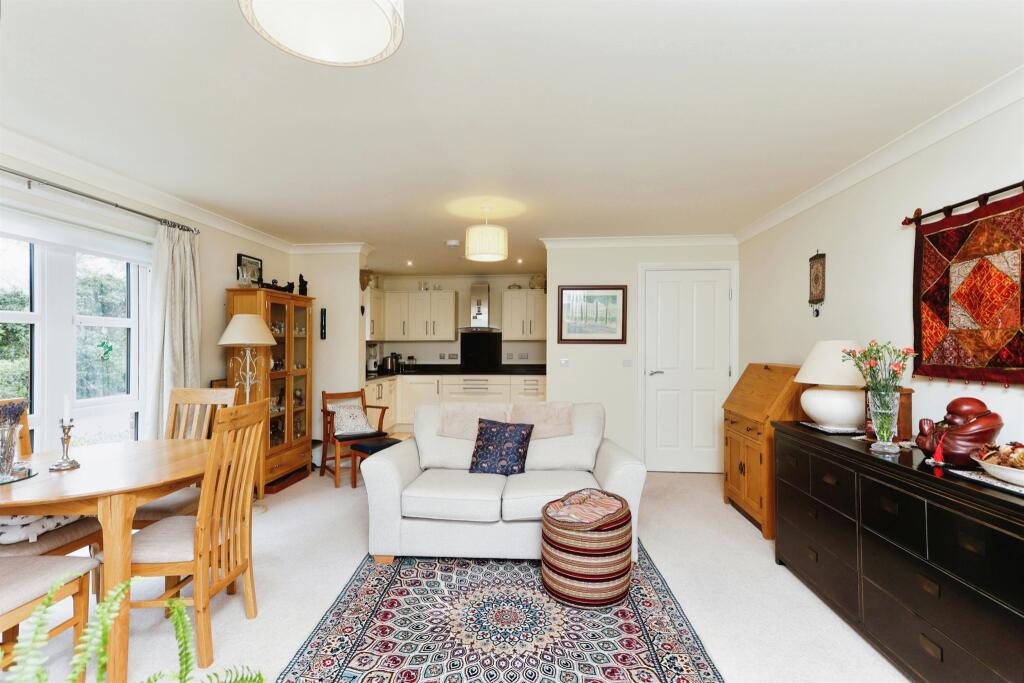 Albany Lane, Balsall Common, Coventry