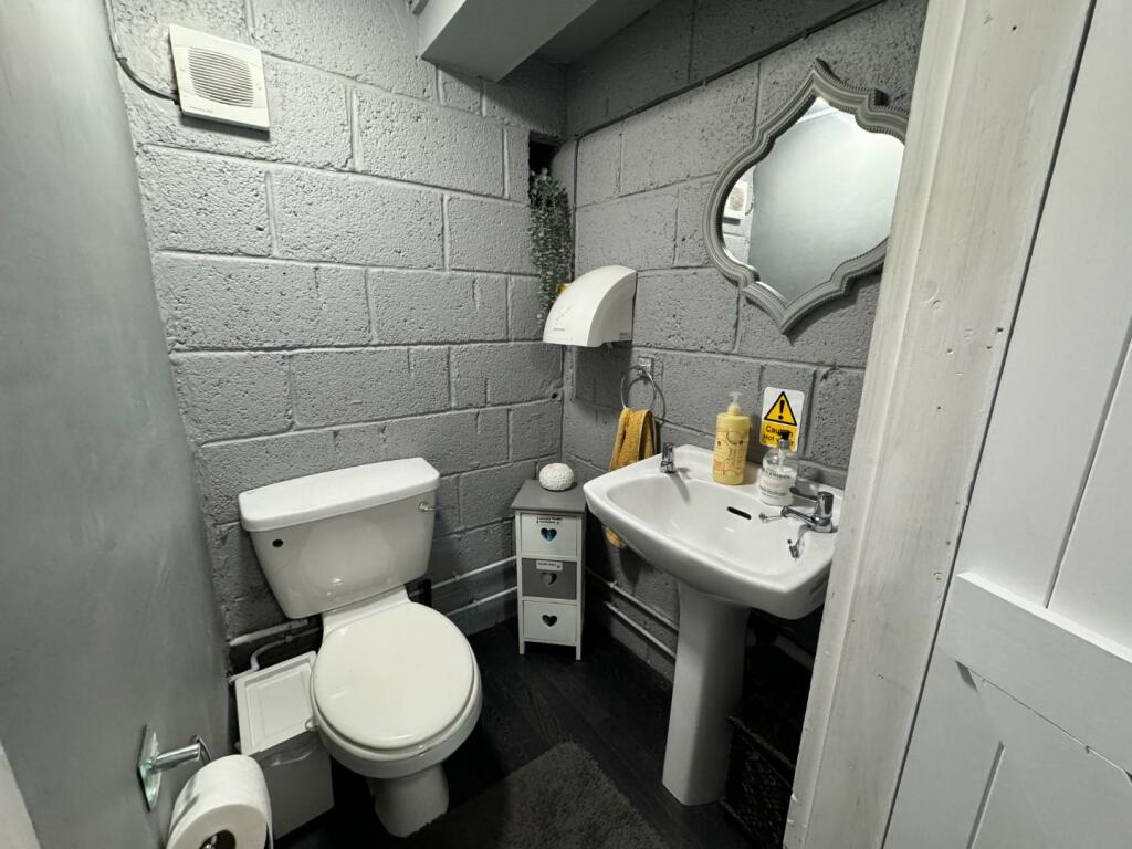 Additional image 10 of Market Place, Wirksworth