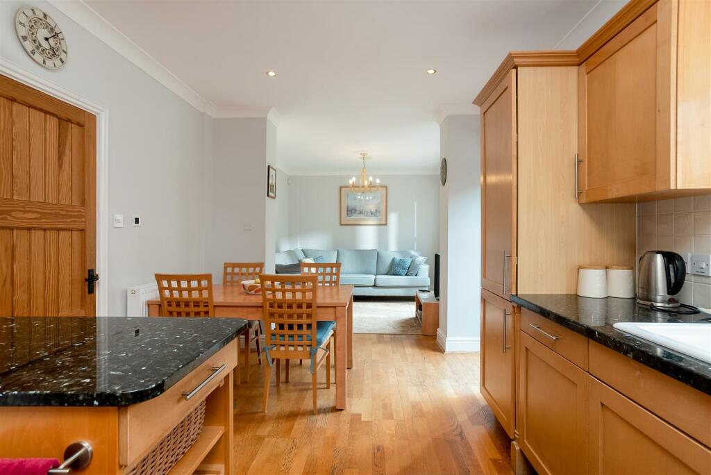 Additional image 4 of Oldborough Drive, Loxley, Warwick