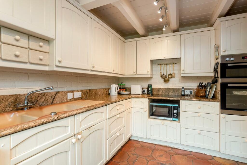 Additional image 6 of Cottage Lane, Stratford upon Avon