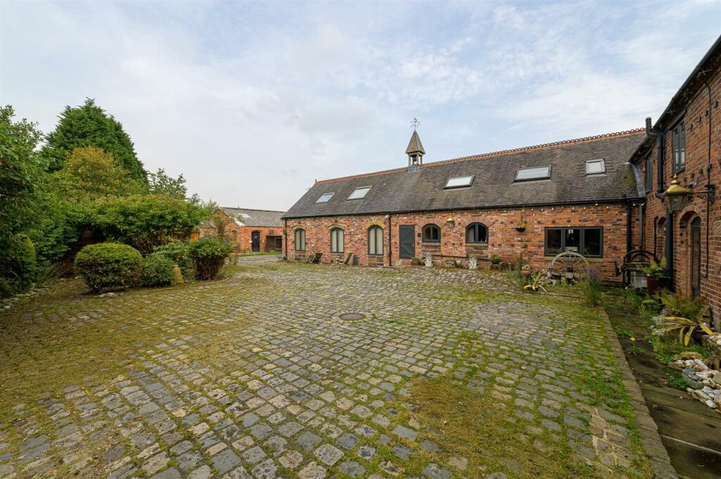 Additional image 42 of Oak Bank Barn, Heatley Lane, Broomhall, Nantwich