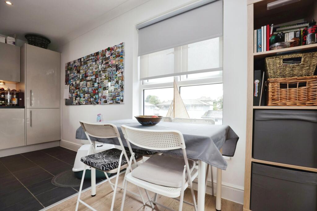 Additional image 9 of Andrews Close, Warwick, CV34