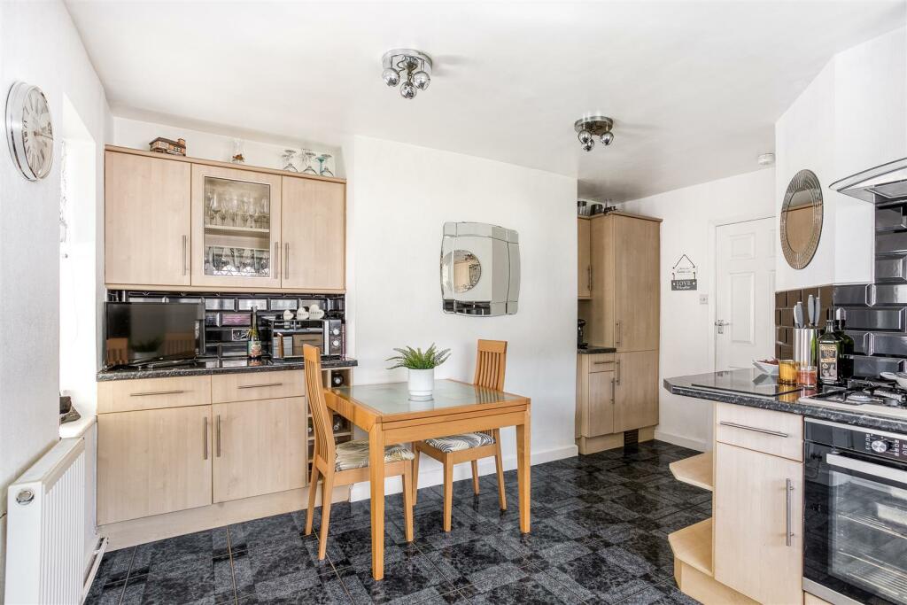 Additional image 9 of Old Hackney Lane, Hackney, Matlock