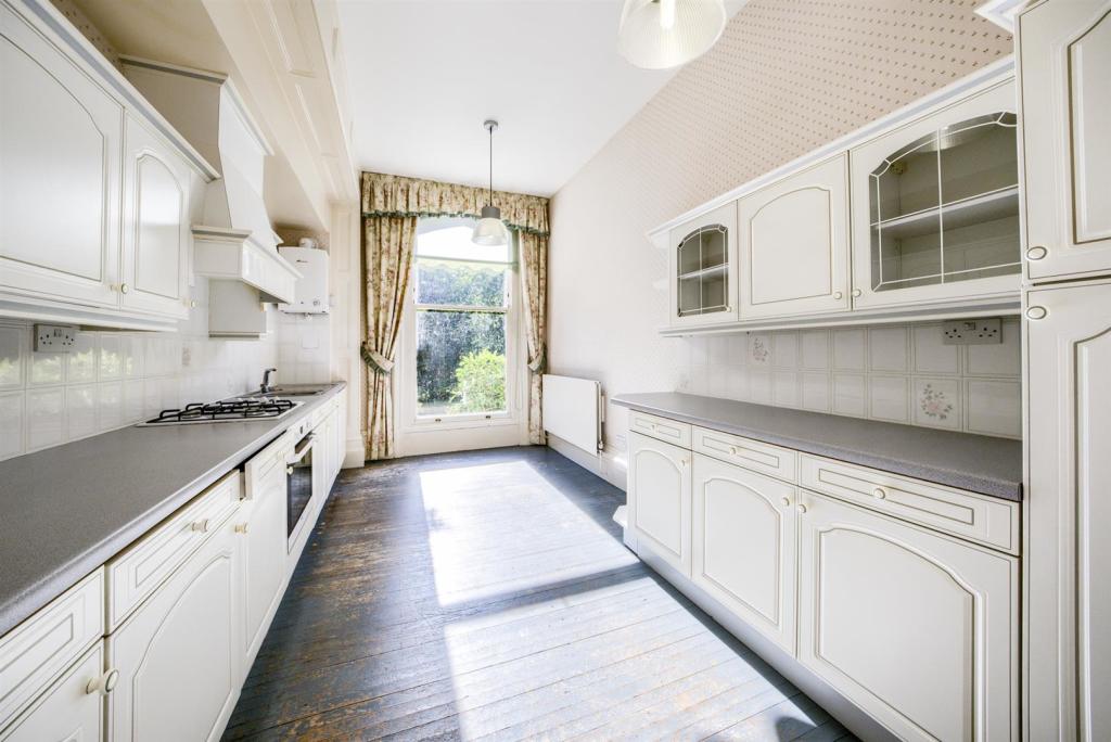 Additional image 5 of Warwick Road, Stratford-Upon-Avon