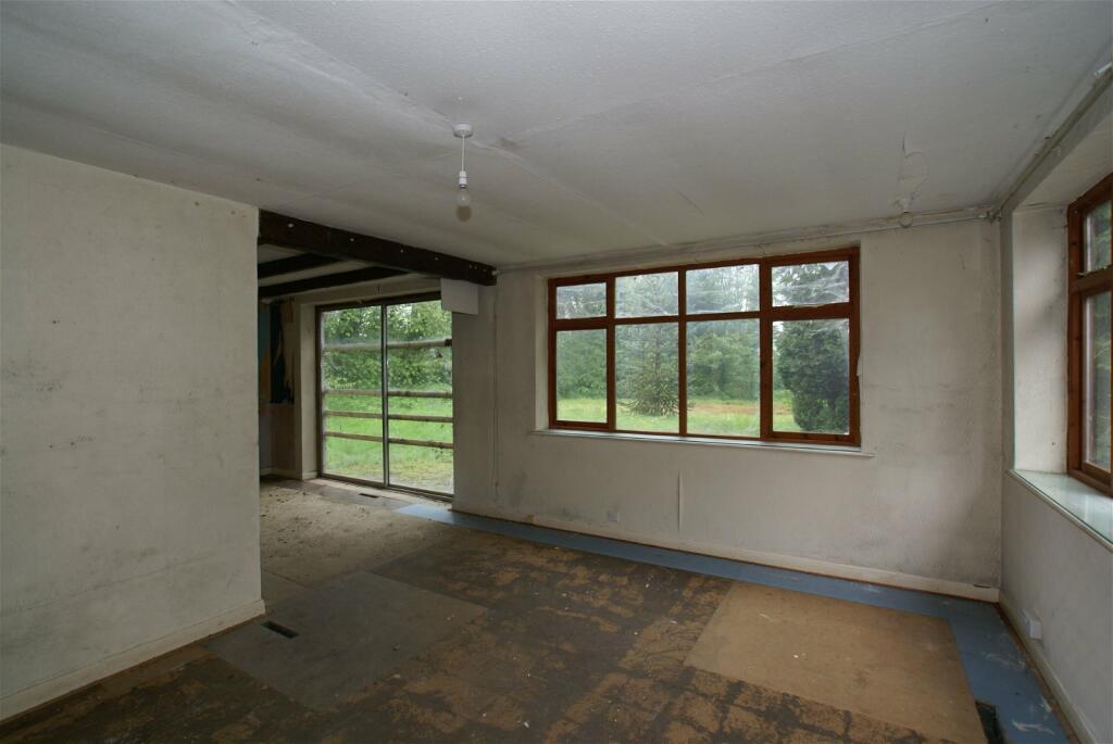 Additional image 4 of Warney Lodge, Old Road, Darley Dale.