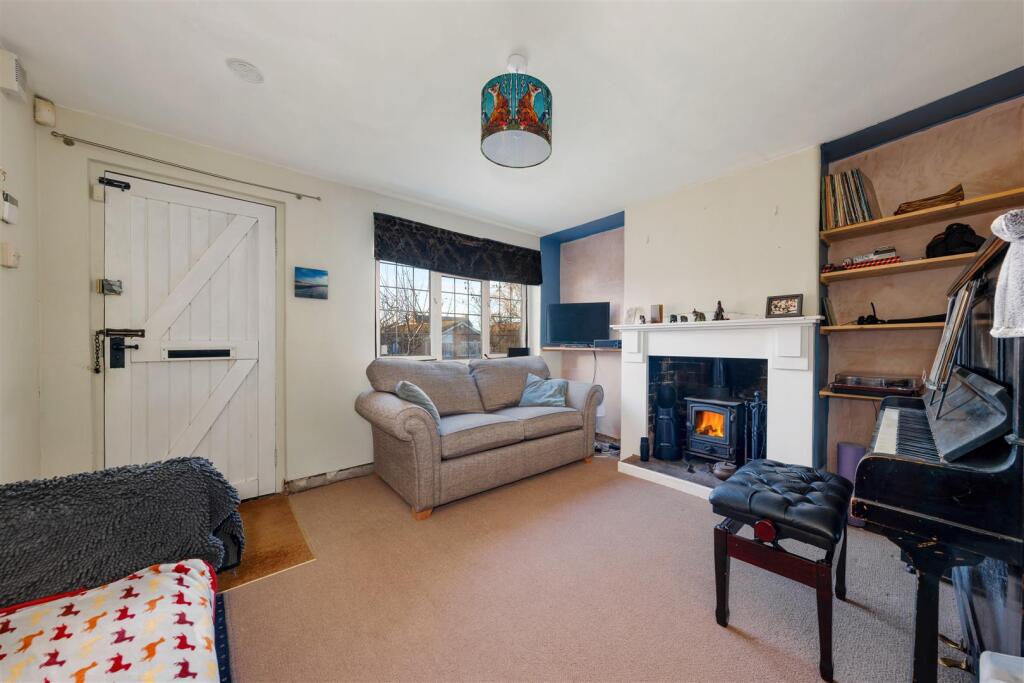 Additional image 2 of Lewis Road, Radford Semele, Leamington Spa