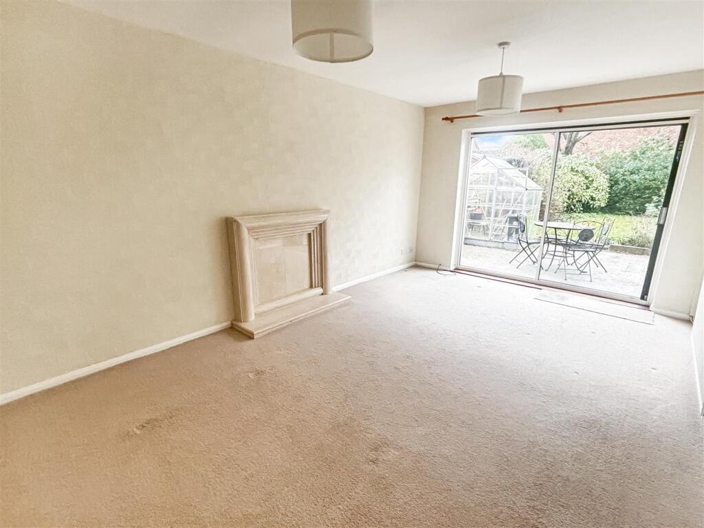 Additional image 11 of Wellington Close, Wellesbourne