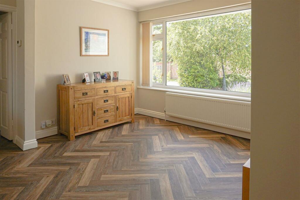 Additional image 12 of Rugby, Broadwell,