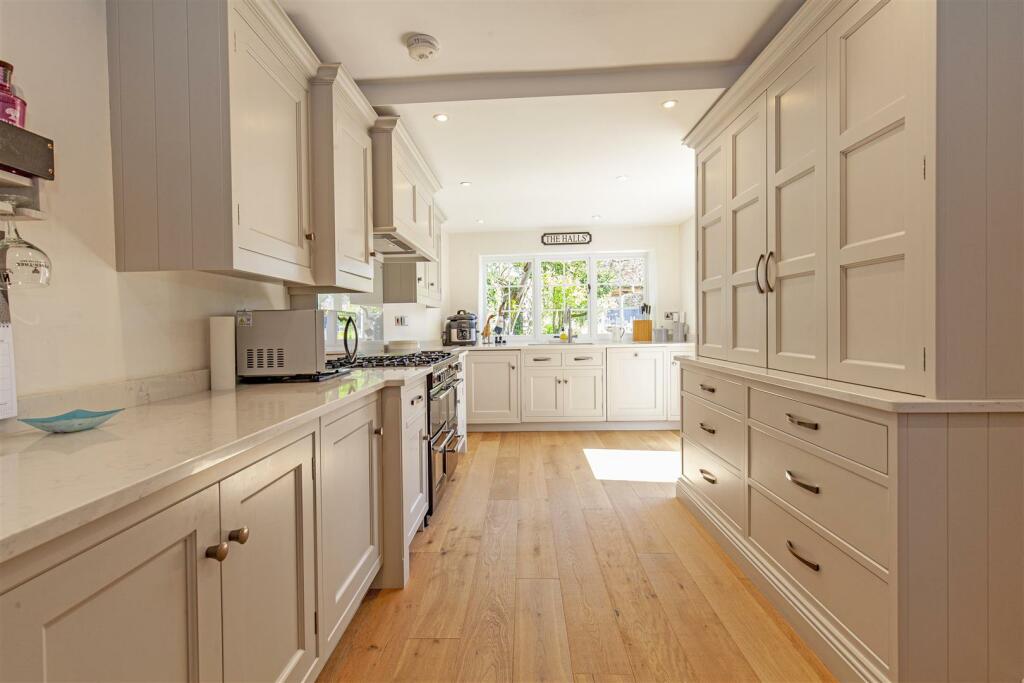 Additional image 46 of Greaves Lane, Ashford-In-The-Water, Bakewell