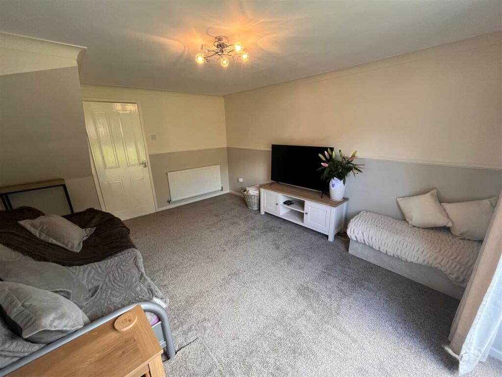 Additional image 7 of Middle Close, Swadlincote