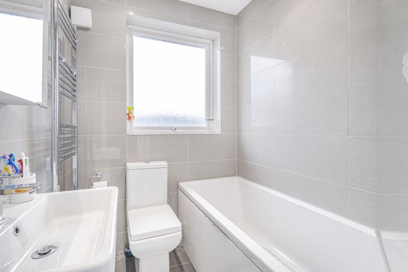 Additional image 6 of Crofton Avenue, Bexley