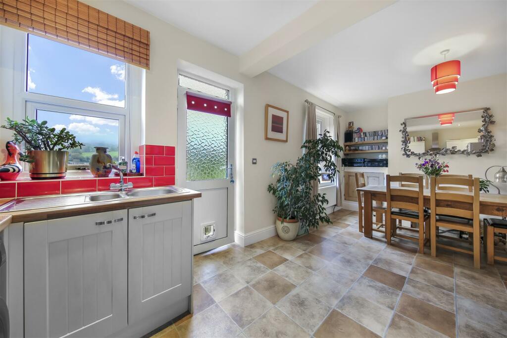 Additional image 10 of Edge Road, Matlock, DE4 3NH