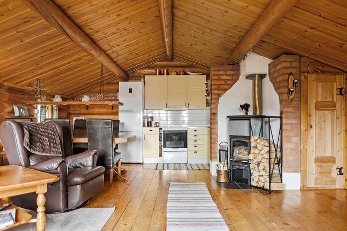 Additional image 3 of Södra Björnvägen 23, Sångbäcksvallen, Bergs kommun