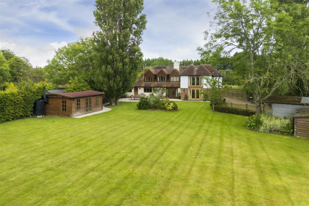 Additional image 23 of Plough Cottage, Church Lane, West Stourmouth