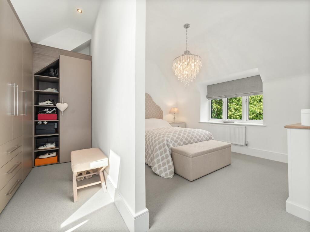 Additional image 11 of The Cedars on the Warwickshire Golf Course Estate in Leek Wootton, Kenilworth