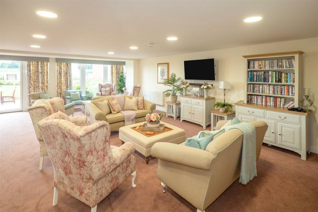 Additional image 27 of Harvard Place, Stratford-Upon-Avon, Warwickshire CV37 8GA