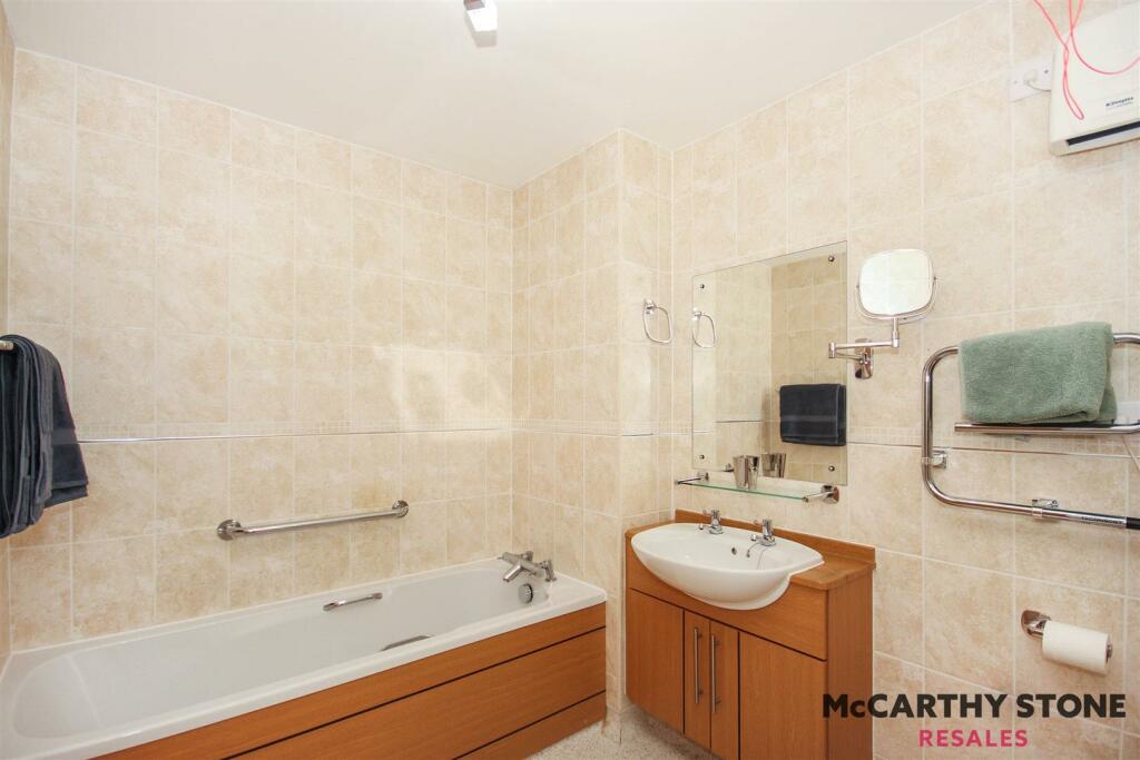 Additional image 12 of 35 Wilton Court, Southbank Road, Kenilworth