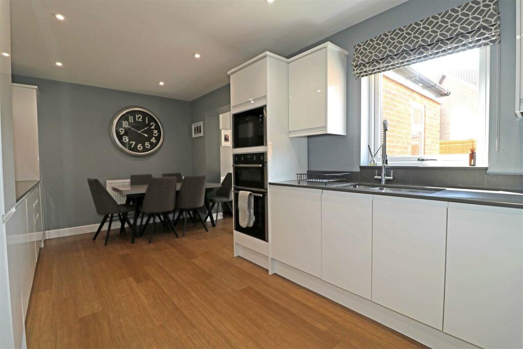 Additional image 7 of Saumur Way, Warwick