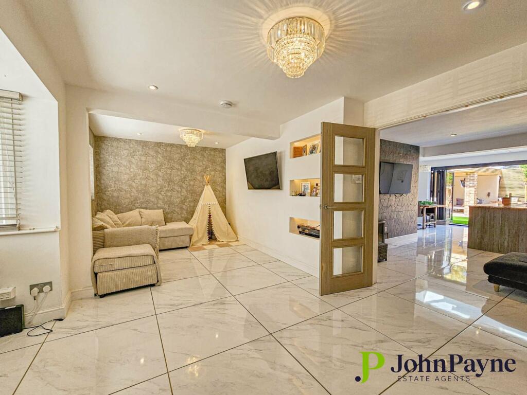 Additional image 33 of Chatsworth Rise, Styvechale, Coventry, CV3