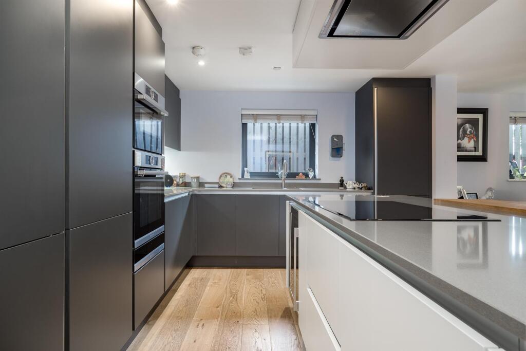 Additional image 6 of Swans Nest Lane, Stratford-Upon-Avon