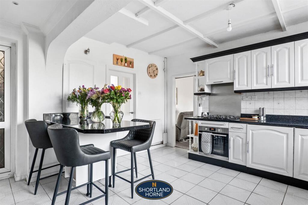 Additional image 15 of Arnold Avenue, Styvechale, Coventry